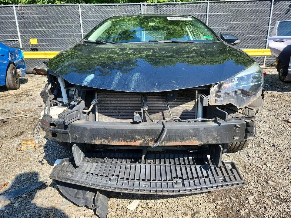 2017 TOYOTA COROLLA SE 5