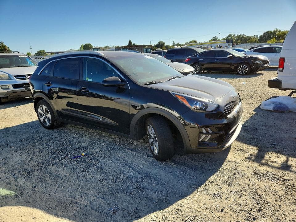 2020 KIA NIRO LX 4