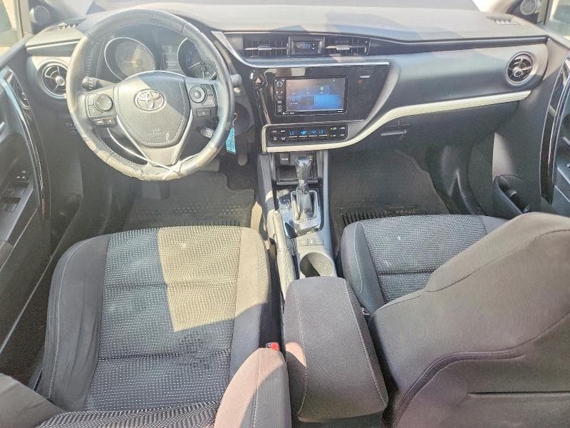 2017 TOYOTA COROLLA IM BASE 8