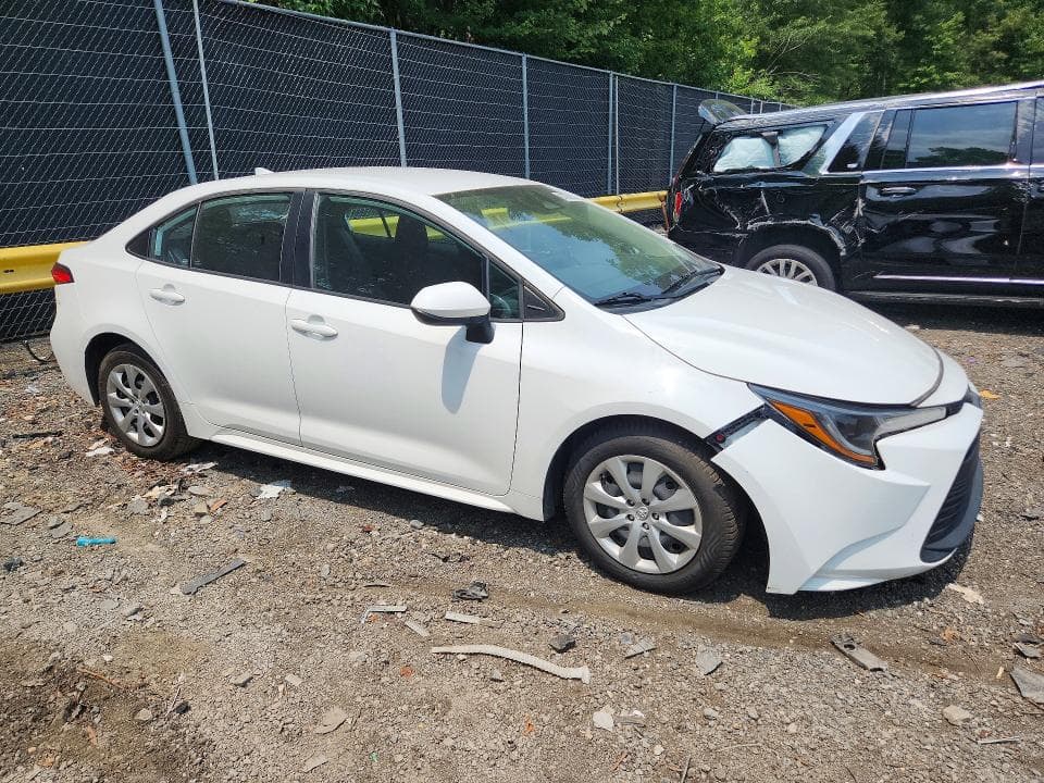 2023 TOYOTA COROLLA LE 4