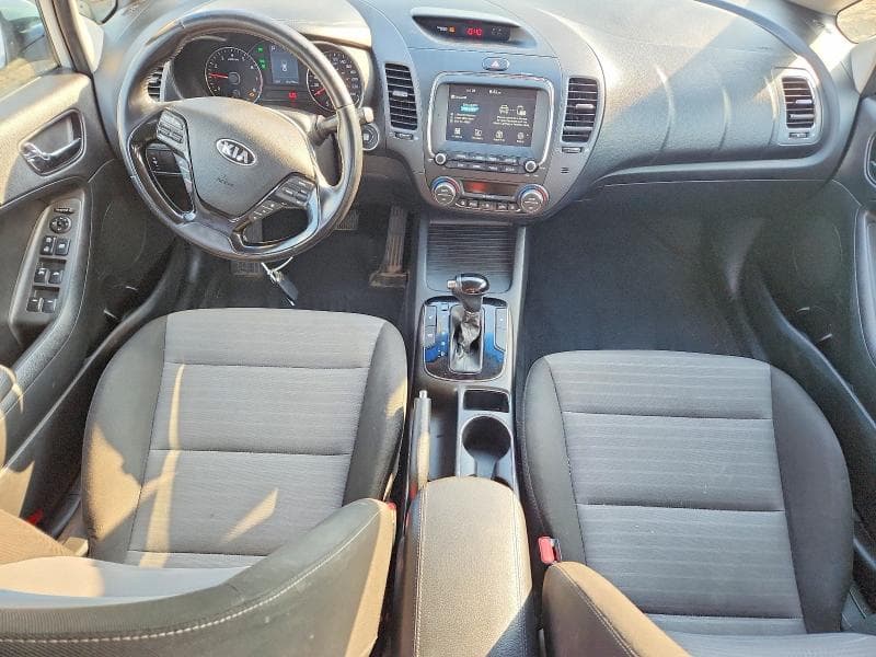 2017 KIA FORTE 8