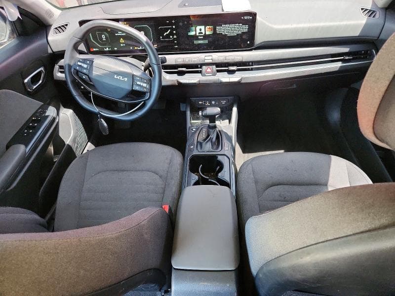 2025 KIA K4 EX 8