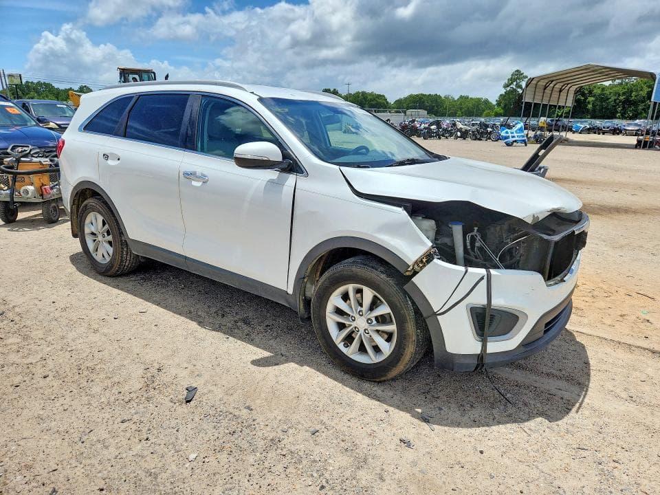 2017 KIA SORENTO LX 4