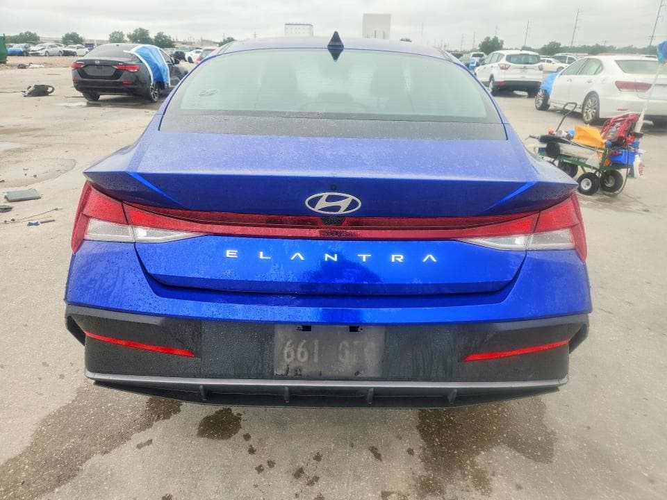 2024 HYUNDAI ELANTRA SEL 6