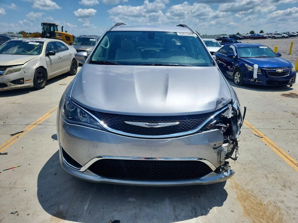 2017 CHRYSLER PACIFICA 5