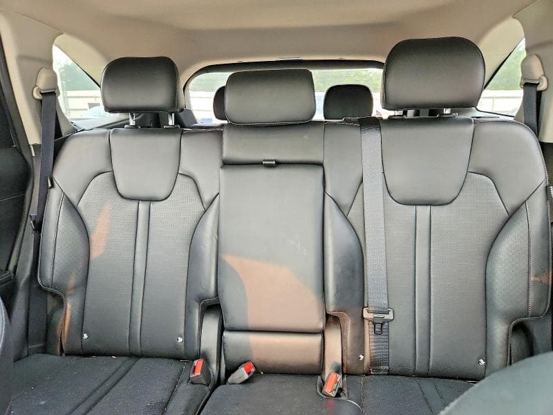 2024 KIA SORENTO S 10