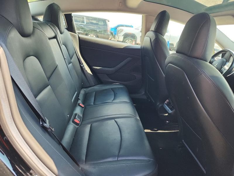 2018 TESLA MODEL 3 10