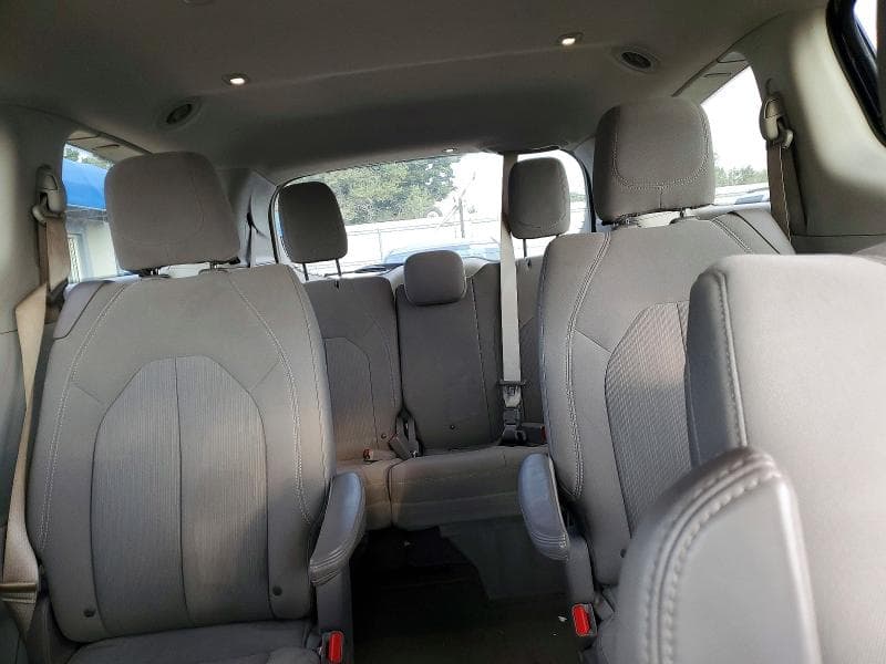 2017 CHRYSLER PACIFICA TOURING 10