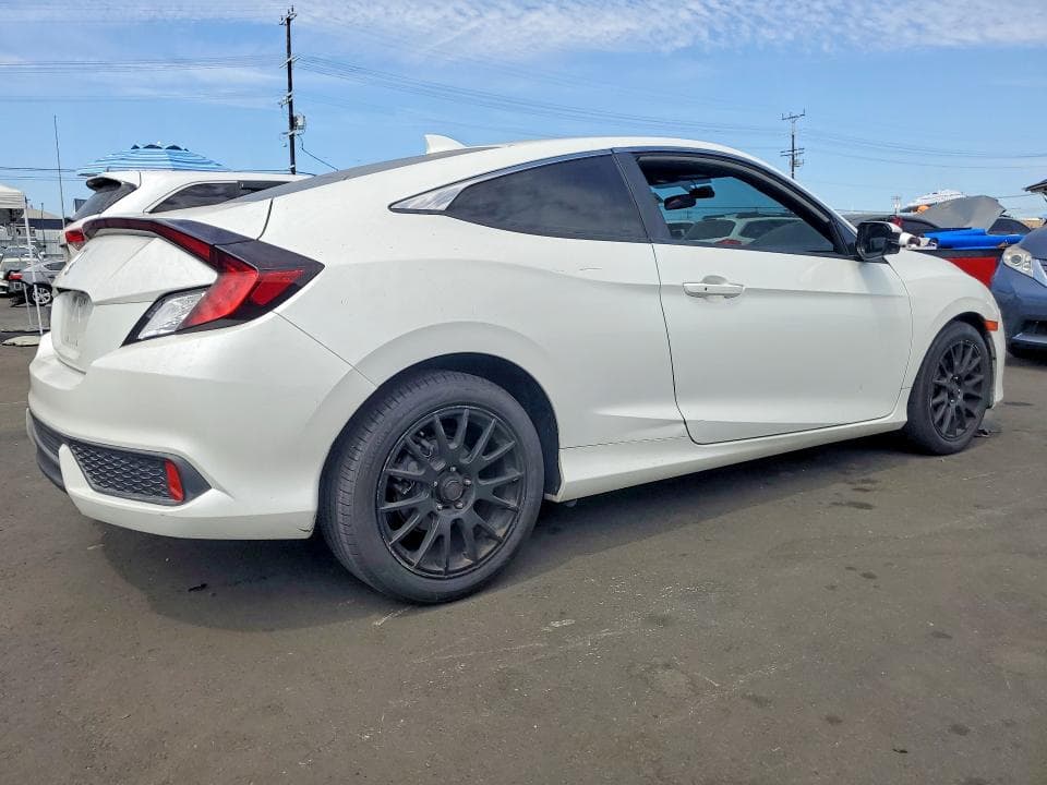 2017 HONDA CIVIC EX 3