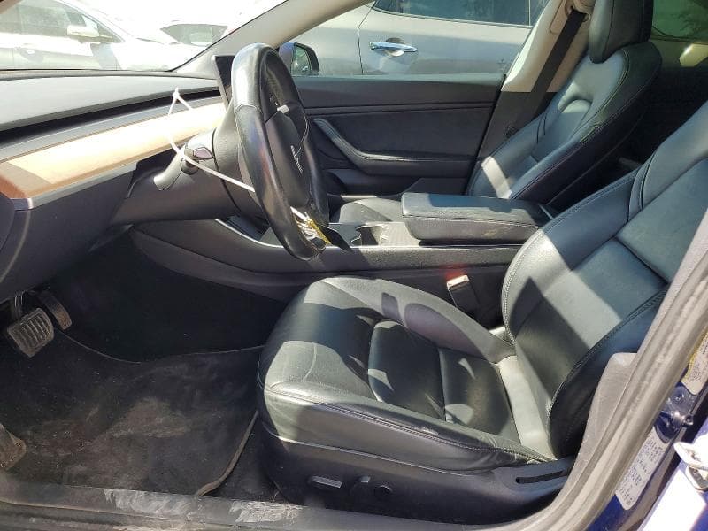 2018 TESLA MODEL 3 7