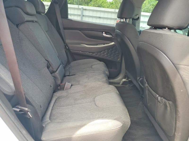 2020 HYUNDAI SANTA FE SE 11
