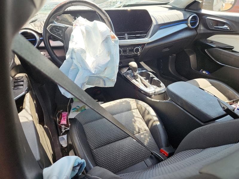 2024 CHEVROLET TRAX 8