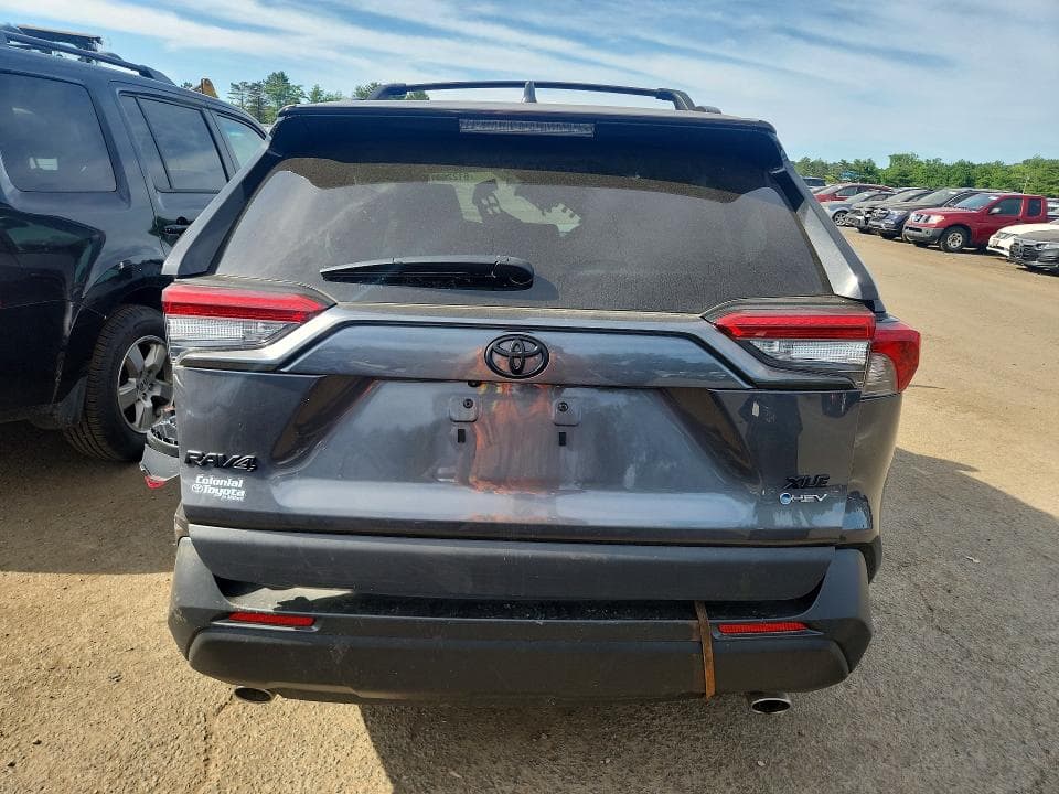 2025 TOYOTA RAV4 HYBRID XLE 6
