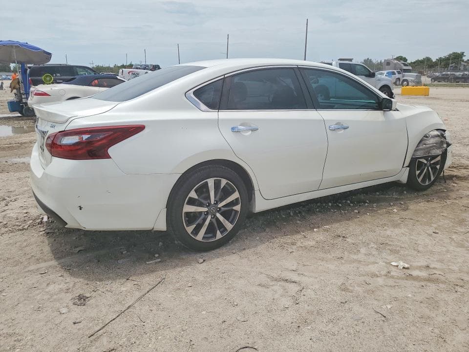 2017 NISSAN ALTIMA 2.5 SR 3
