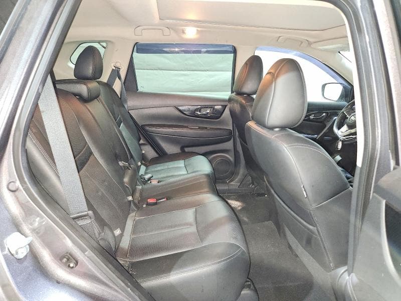 2018 NISSAN ROGUE SL 11