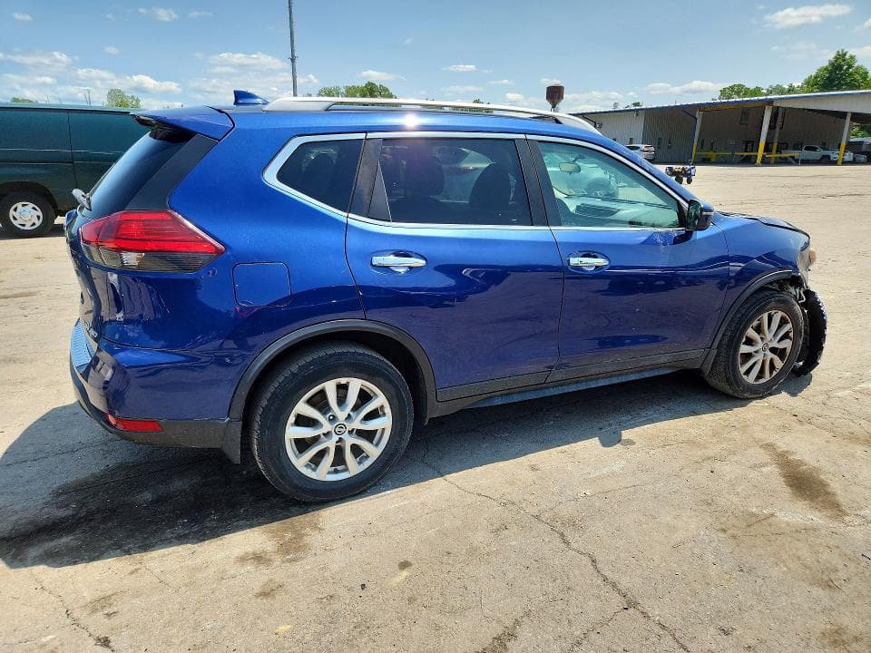 2017 NISSAN ROGUE SV 3