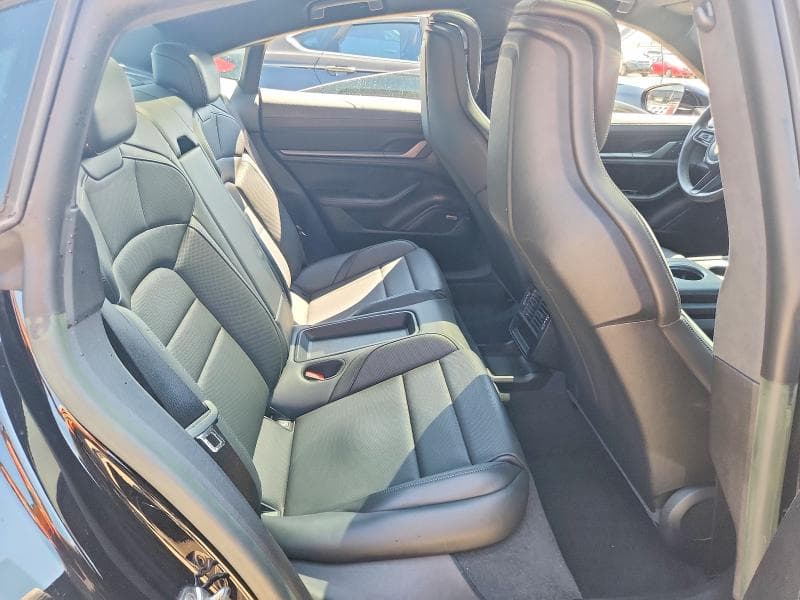 2022 PORSCHE TAYCAN 10