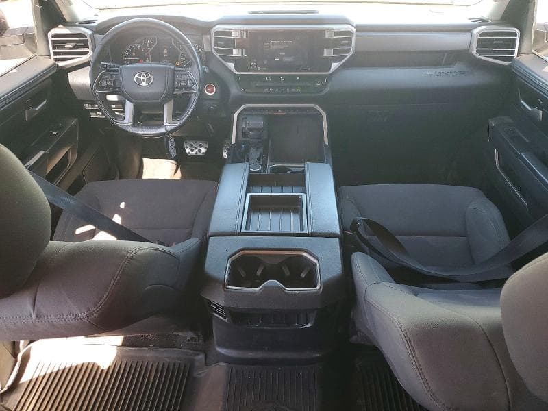 2023 TOYOTA TUNDRA SR5 8