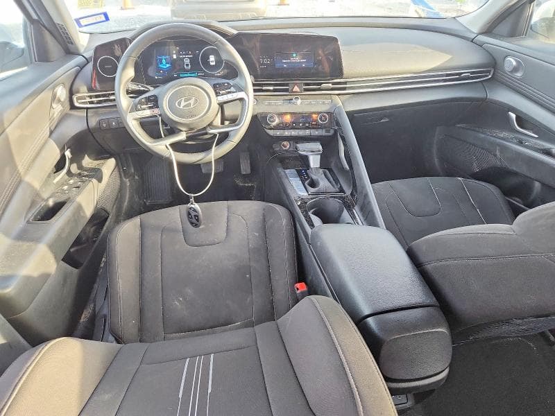 2025 HYUNDAI ELANTRA SEL 8