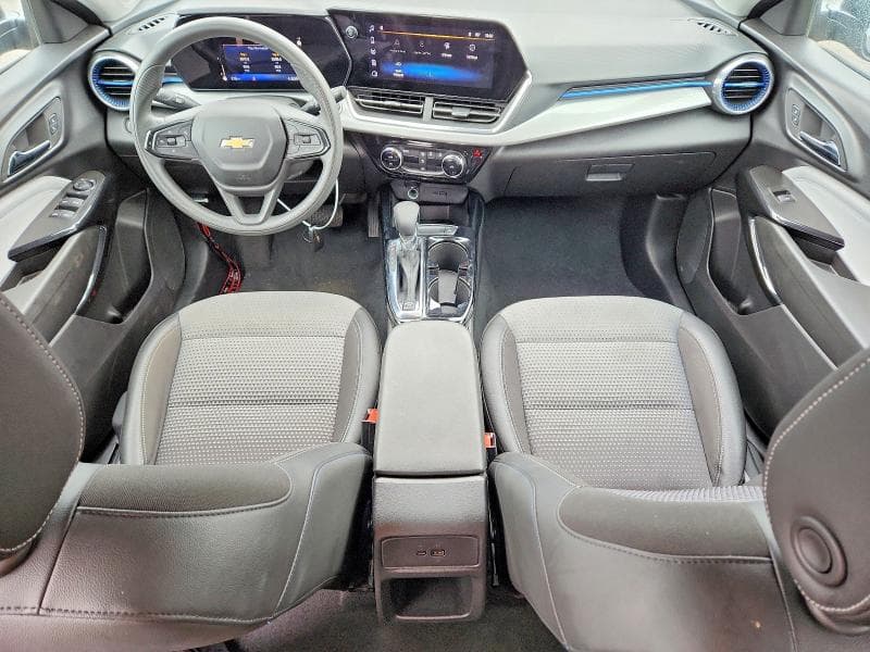 2025 CHEVROLET TRAX 1LT 8