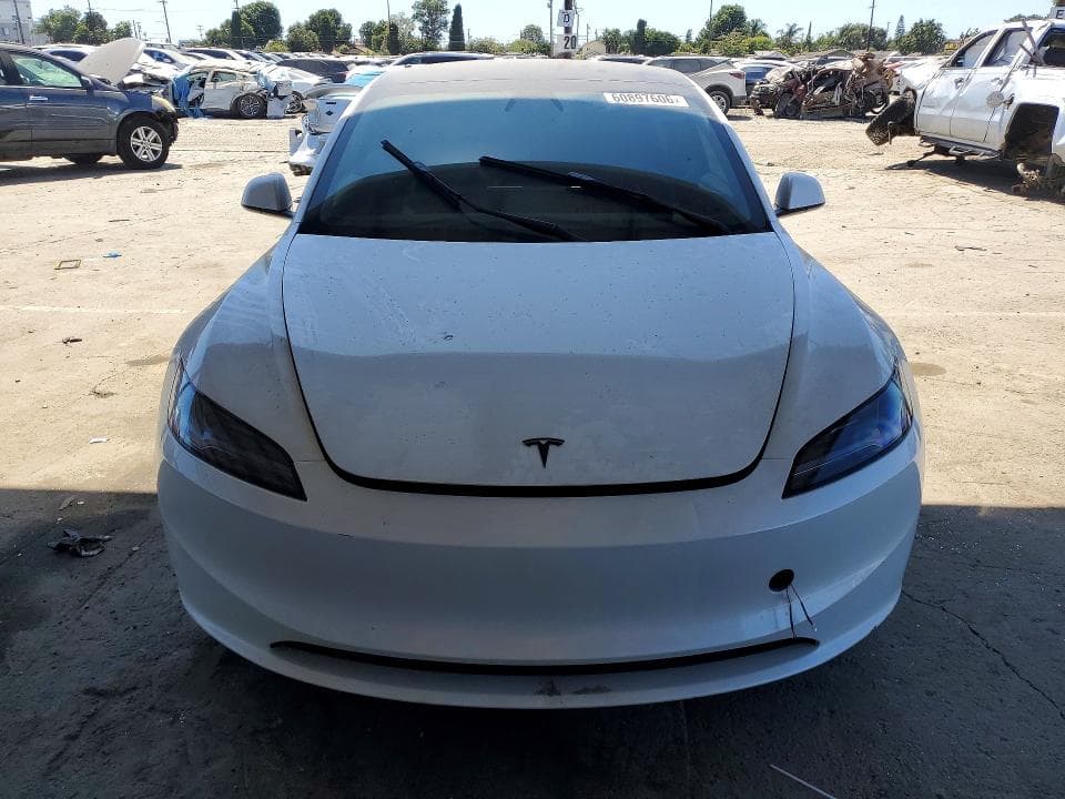 2026 TESLA MODEL 3 5