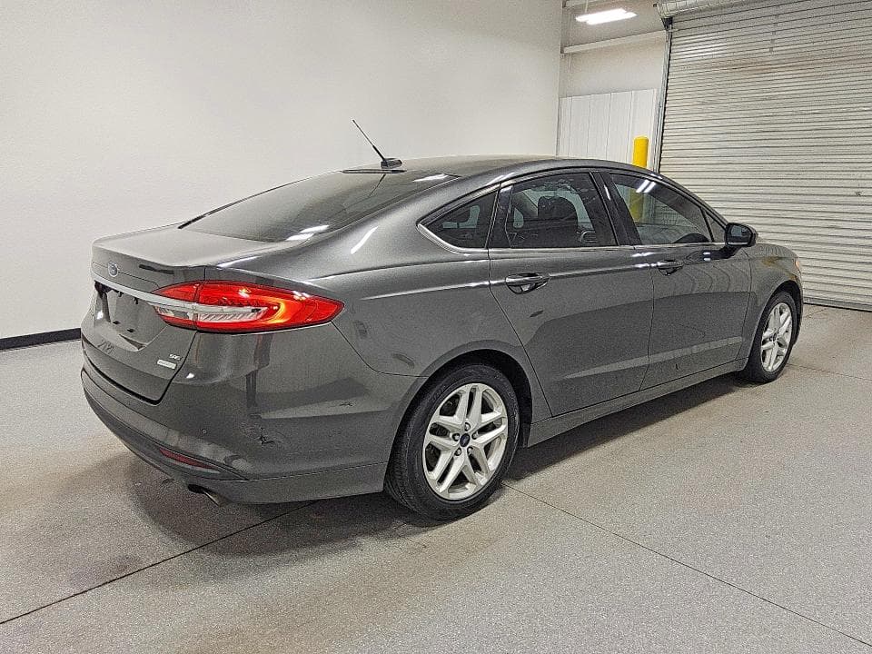 2017 FORD FUSION SE 3