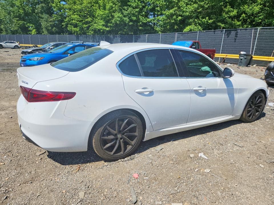 2017 ALFA ROMEO GIULIA 3