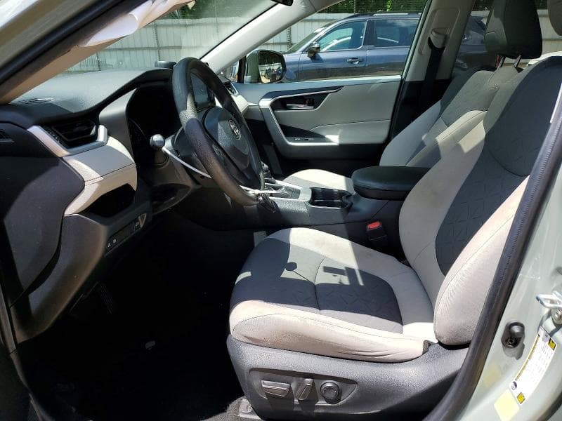 2020 TOYOTA RAV4 XLE 7