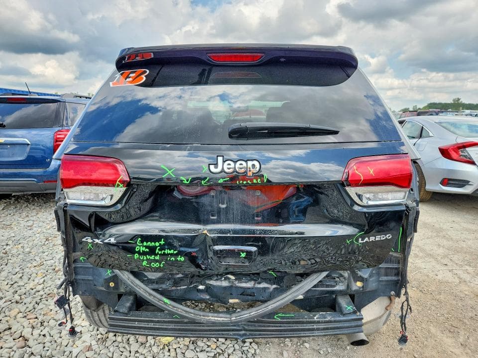 2022 JEEP GRAND CHEROKEE LAREDO E 6