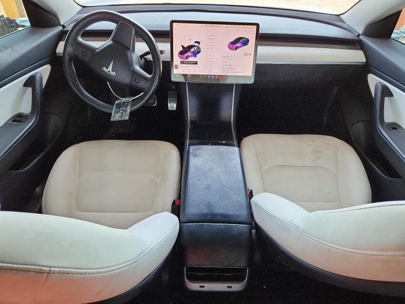 2018 TESLA MODEL 3 8