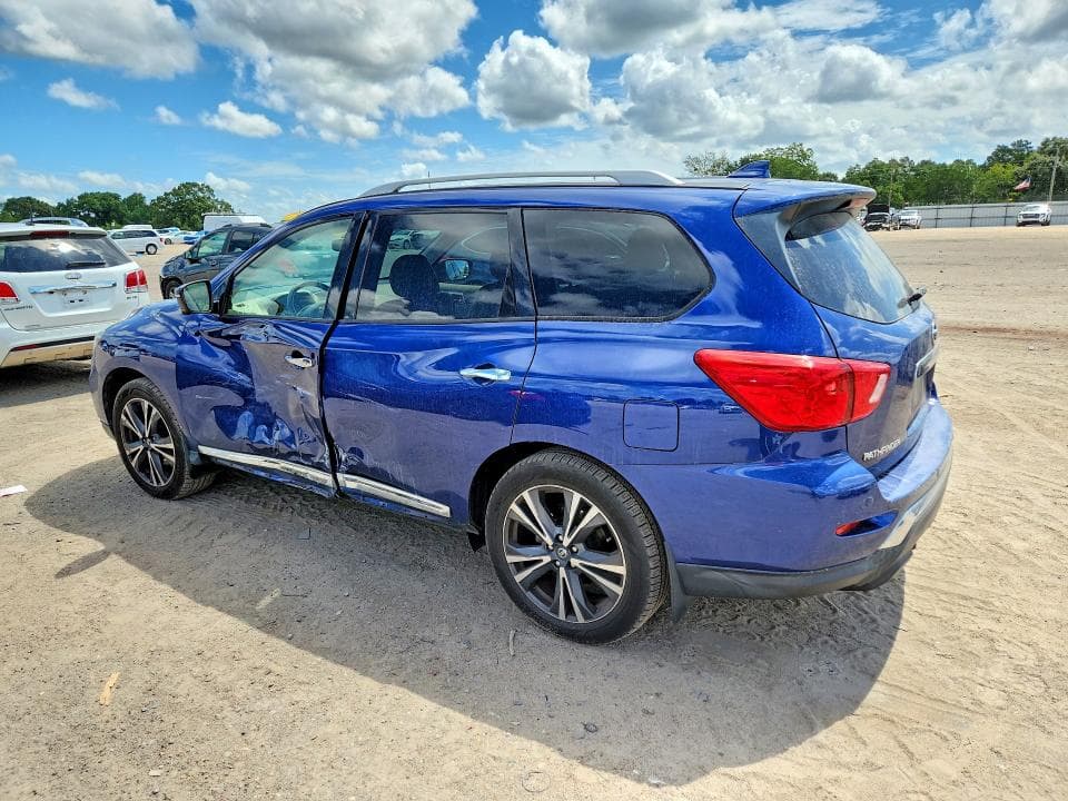 2019 NISSAN PATHFINDER S 2