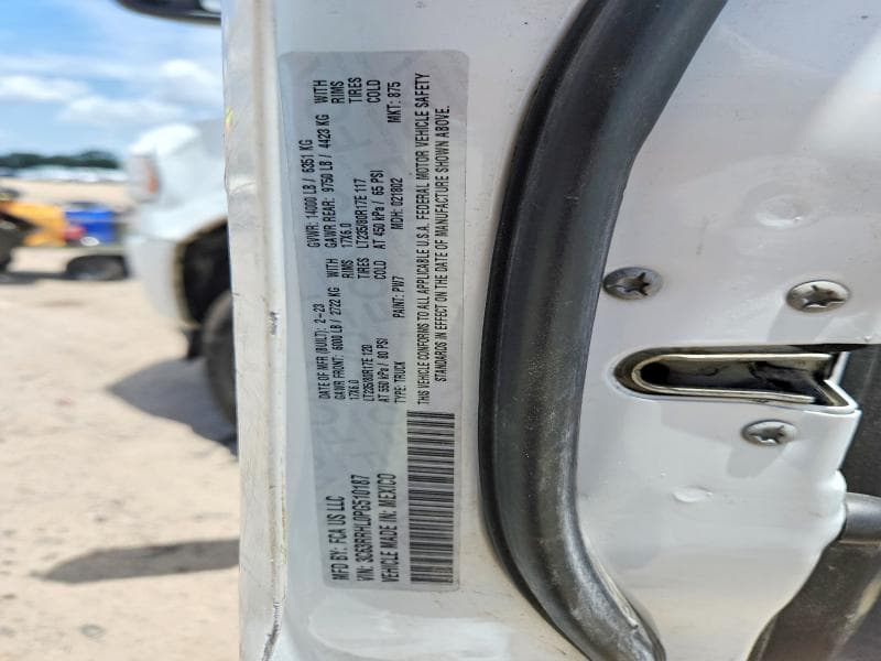 2023 RAM 3500 BIG HORN 13