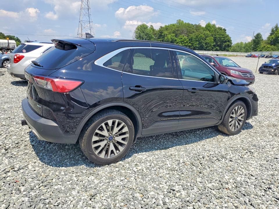 2020 FORD ESCAPE TITANIUM 3