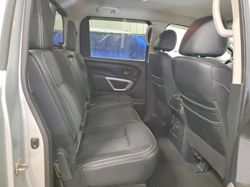 2018 NISSAN TITAN XD PRO-4X 10