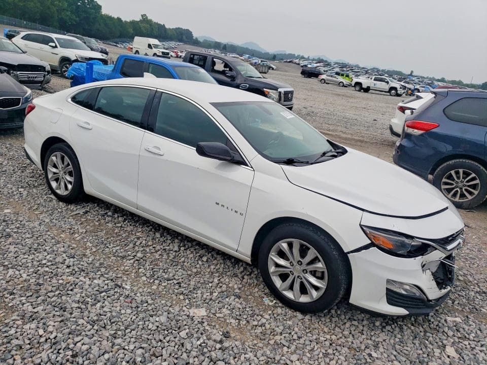 2020 CHEVROLET MALIBU LT 4