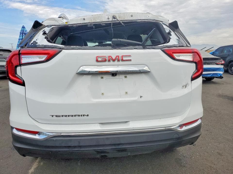 2024 GMC TERRAIN SLT 6