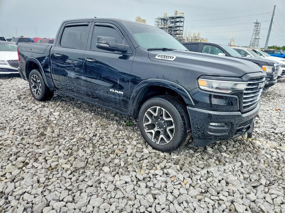 2025 RAM 1500 LARAMIE 4
