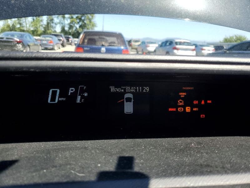 2017 TOYOTA PRIUS C TWO 9