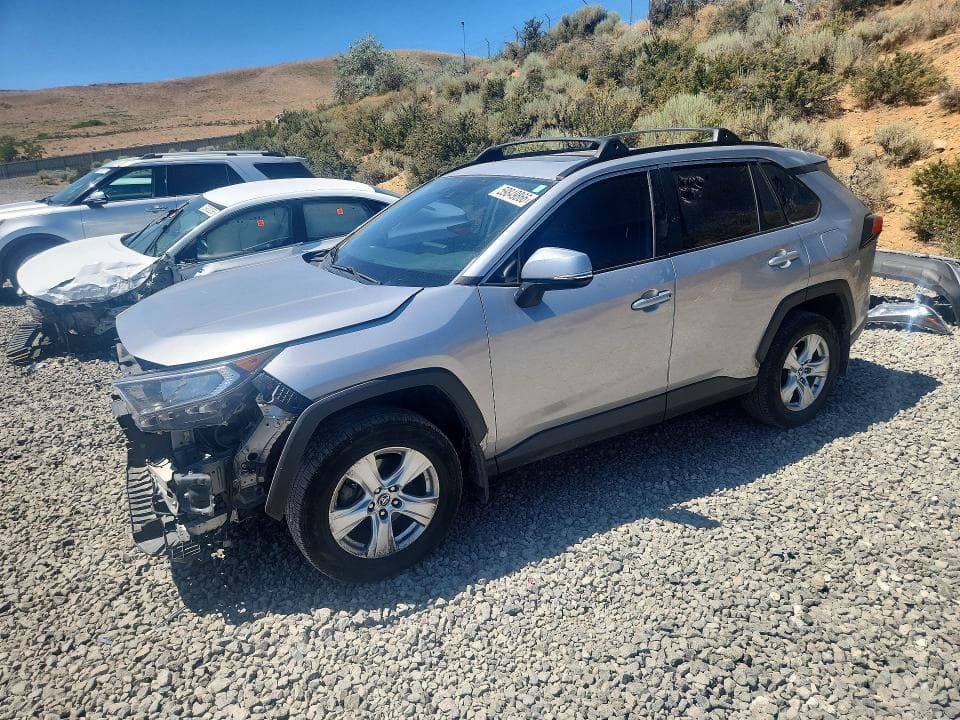 2020 TOYOTA RAV4 XLE - 1