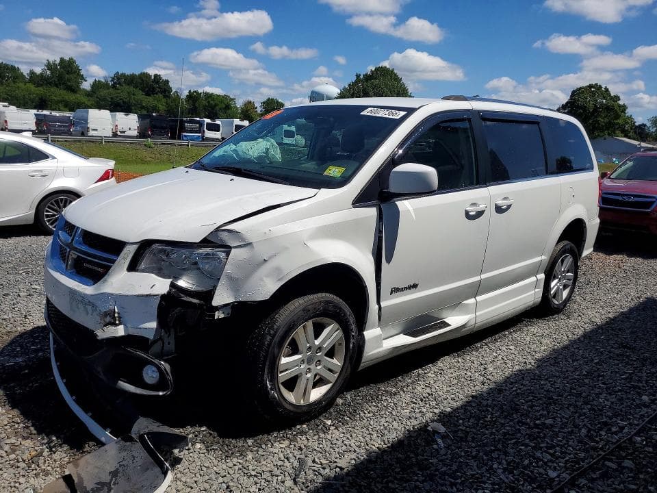 2019 DODGE GRAND CARAVAN SXT - 1