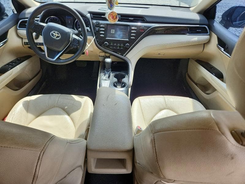 2018 TOYOTA CAMRY LE 8