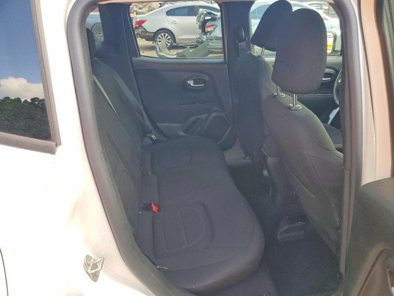 2020 JEEP RENEGADE LATITUDE 10