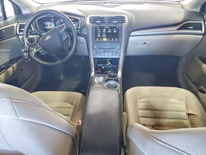 2019 FORD FUSION SE 8