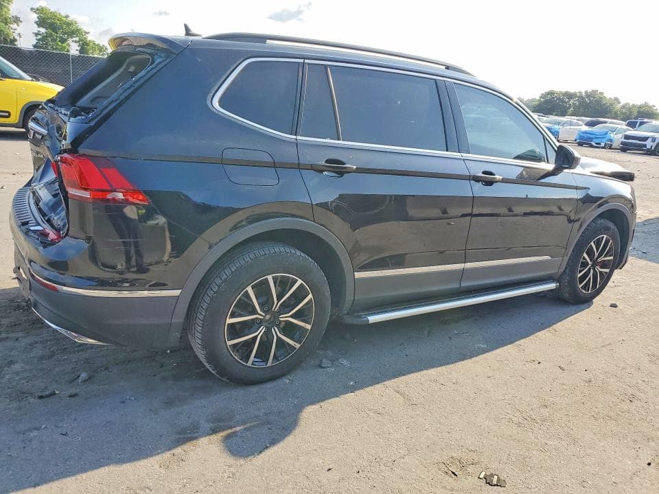 2021 VOLKSWAGEN TIGUAN SE 3