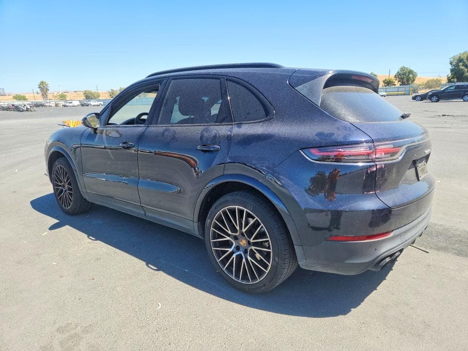 2019 PORSCHE CAYENNE 2