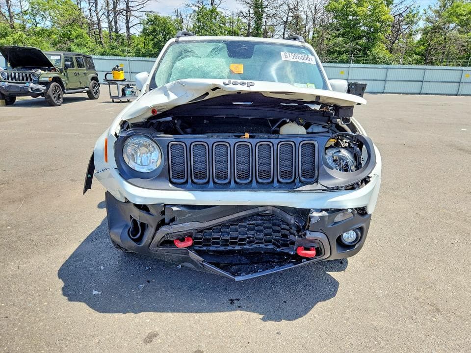 2017 JEEP RENEGADE TRAILHAWK 5