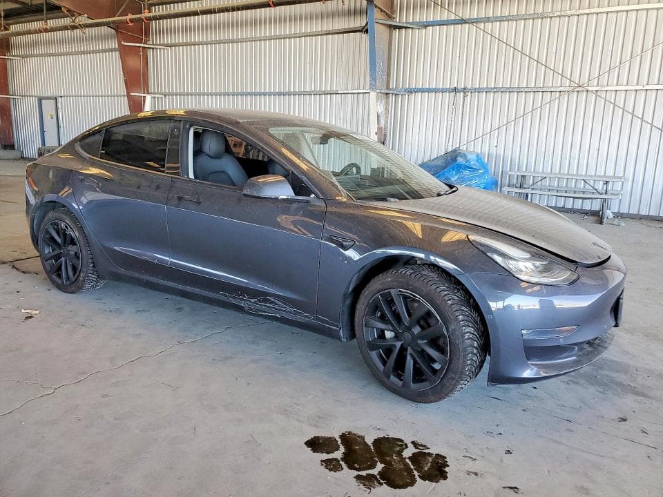 2018 TESLA MODEL 3 4