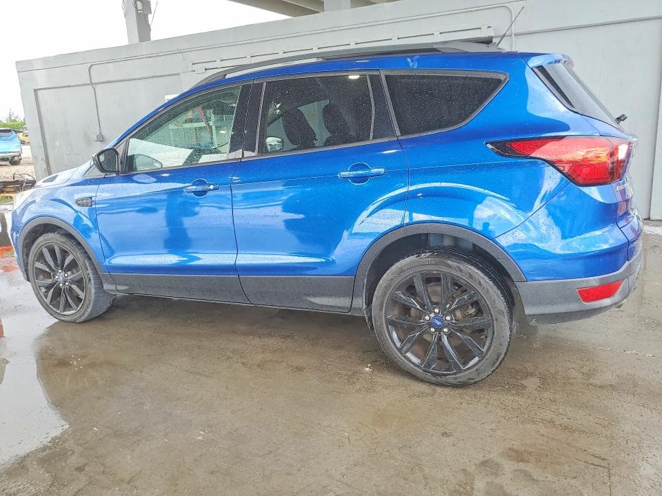 2019 FORD ESCAPE SE 2