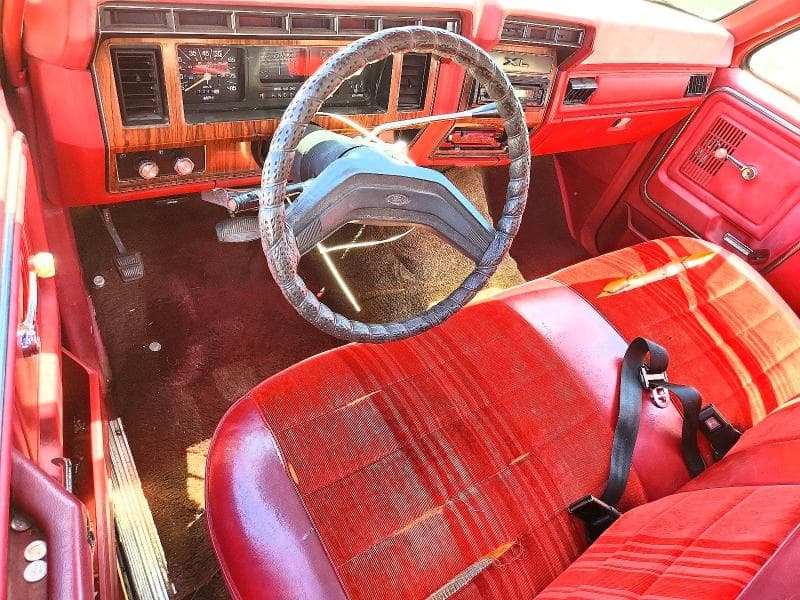 1983 FORD F250 8