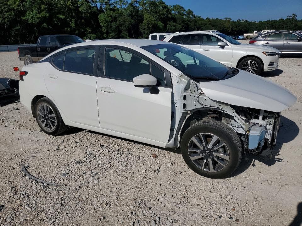 2024 NISSAN VERSA SV 4